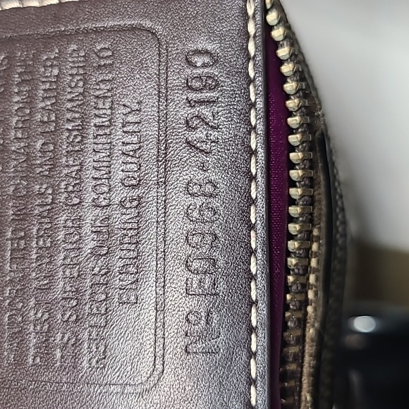 Coach Signature Jacquard Shoulder Bag Crossbody #42190 w/ hangtag - Picture 9 of 16